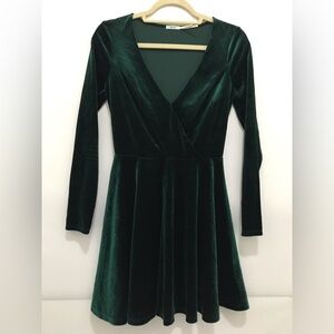 long green one shoulder dress Emerald Green Habutai Silk One-Shoulder Maxi Dress L / Green